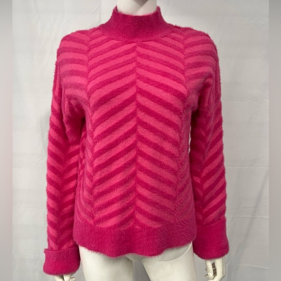 Belldini Sweaters - Belldini Pink Fuzzy Colorful Zig Zag Contemporary Comfy Sweater Women’s Small